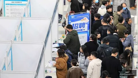 意甲焦点战：国米首发阵容预测，劳塔罗回归联手小图拉姆巅峰对决